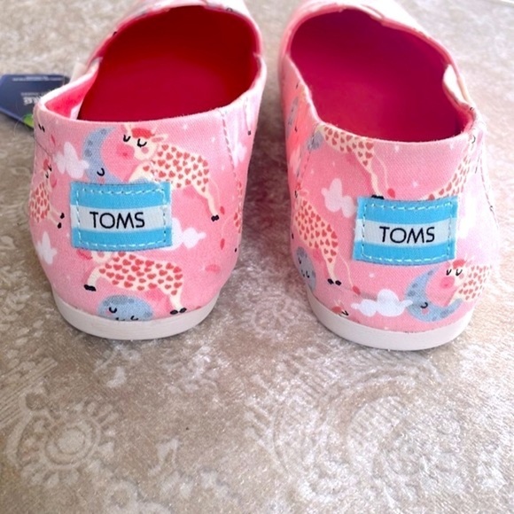 Brand New Toms Pink Blossom Over the Moon Print Cows Slip On Shoes Flats - Picture 4 of 14